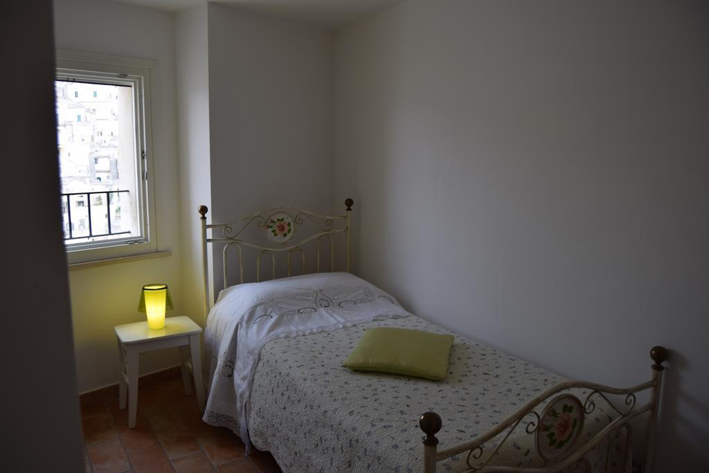 Roseus La Casa Vacanze Nei Sassi Matera Bagian luar foto